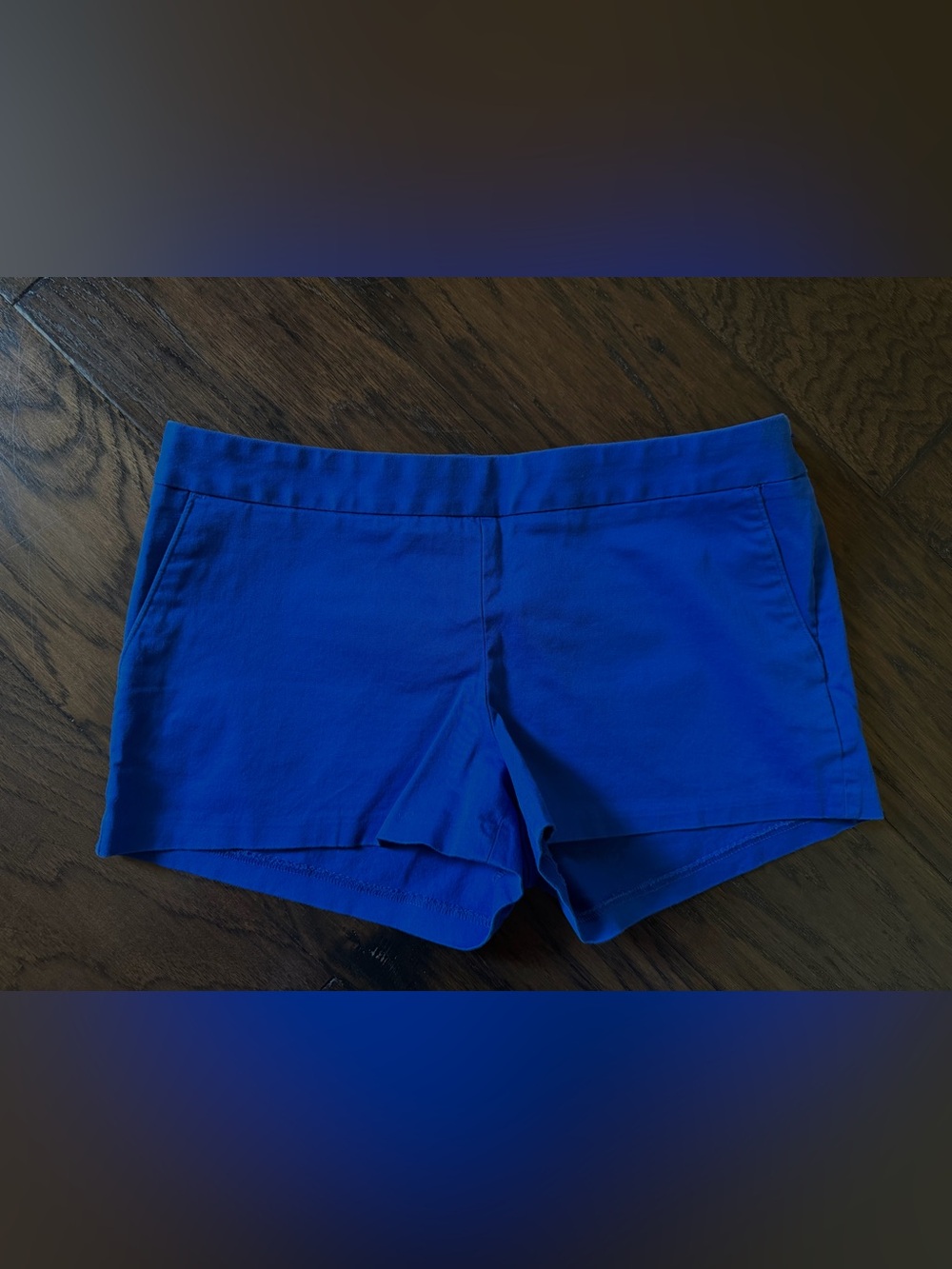 Express women’s royal blue shorts size 8, VGUC